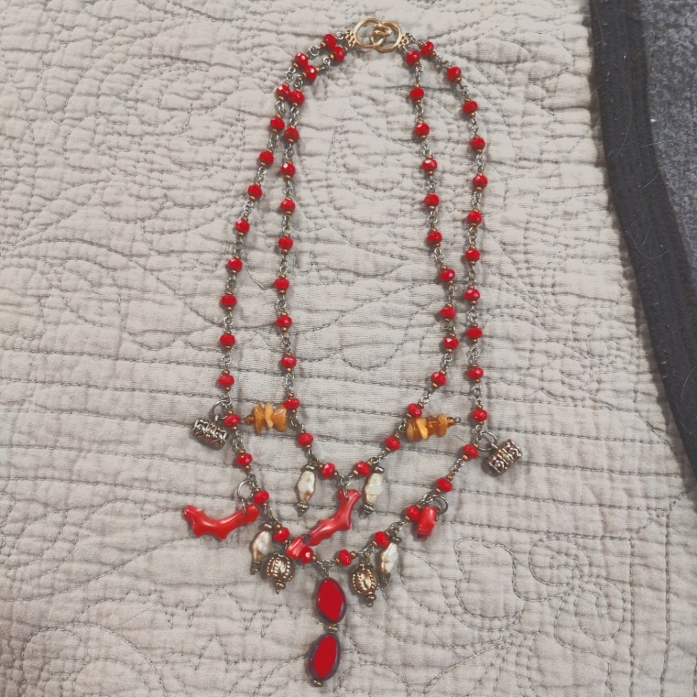 Red coral necklace
